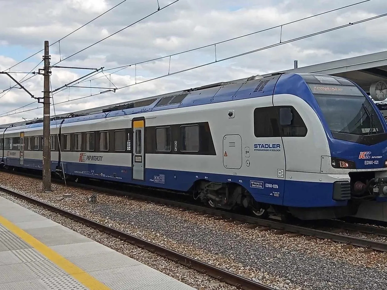 Gorzów Autregio: Skąd odjeżdża pociąg? Twój pełny przewodnik